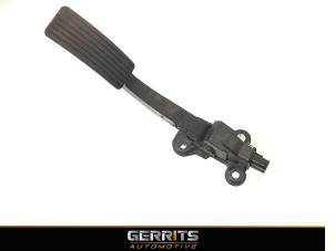 Used Accelerator pedal Mitsubishi Outlander (GF/GG) 2.0 16V 4x2 Price € 54,98 Margin scheme offered by Gerrits Automotive