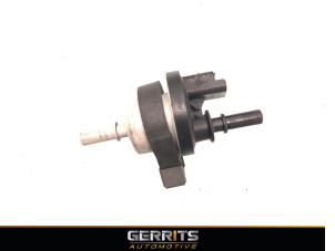 Used Vacuum valve Renault Captur (2R) 0.9 Energy TCE 12V Price € 21,98 Margin scheme offered by Gerrits Automotive