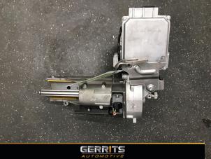 Used Steering column housing Renault Captur (2R) 0.9 Energy TCE 12V Price € 164,98 Margin scheme offered by Gerrits Automotive