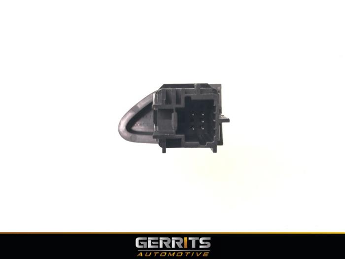 Przelacznik swiatel awaryjnych z Renault Captur (2R) 0.9 Energy TCE 12V 2018