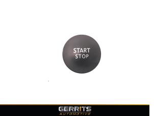 Usados Interruptores Start/Stop Renault Captur (2R) 0.9 Energy TCE 12V Precio € 19,99 Norma de margen ofrecido por Gerrits Automotive