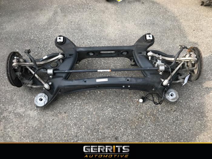 Begagnade Underram Mercedes C (C205) C-300 2.0 Turbo 16V Pris € 499,99 Marginaltabell erbjuds av Gerrits Automotive BV