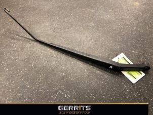 Used Front wiper arm Daihatsu Cuore (L251/271/276) 1.0 12V DVVT Price € 21,98 Margin scheme offered by Gerrits Automotive