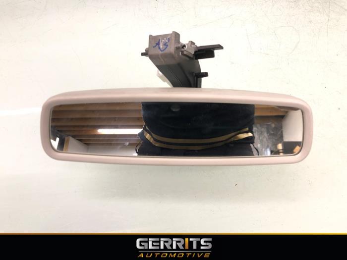 Rear view mirror from a Renault Megane IV Estate (RFBK) 1.6 Energy dCi 130 2017