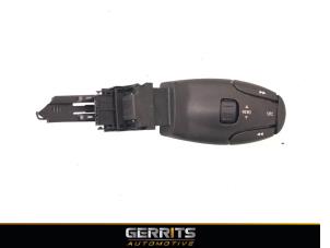 Used Steering wheel mounted radio control Toyota ProAce (MDX) 2.0 D4-D Price € 26,60 Inclusive VAT offered by Gerrits Automotive