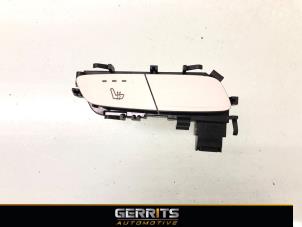 Used Seat heating switch Mercedes C (C205) C-300 2.0 Turbo 16V Price € 21,98 Margin scheme offered by Gerrits Automotive