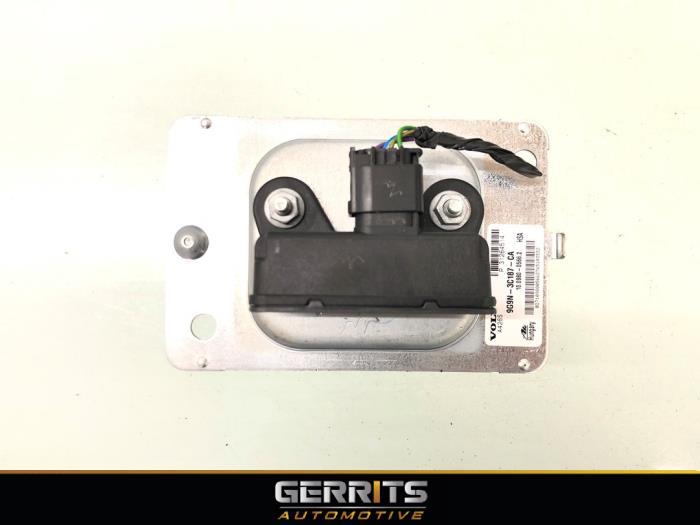 Begagnade Styrvinkelsensor Volvo V70 (BW) 2.0 D3 16V Pris € 164,98 Marginaltabell erbjuds av Gerrits Automotive BV