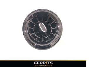 Used Dashboard vent Mercedes A (177.0) 1.3 A-160 Turbo 16V Price € 82,48 Margin scheme offered by Gerrits Automotive
