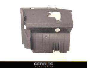 Used Battery cover Mercedes A (177.0) 1.3 A-160 Turbo 16V Price € 27,48 Margin scheme offered by Gerrits Automotive