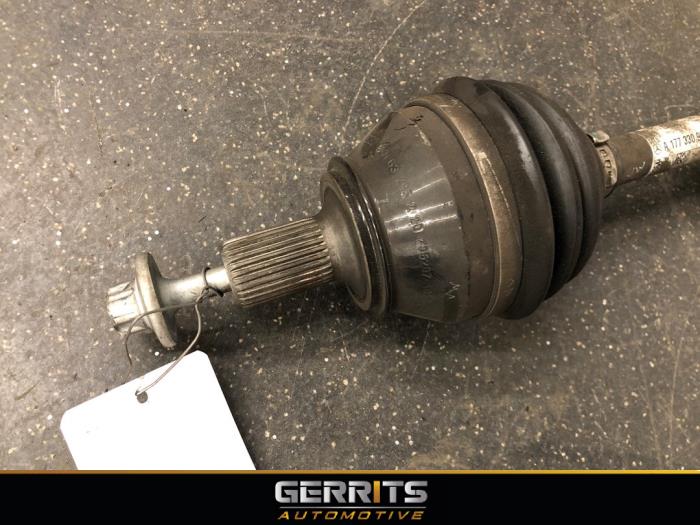 Front drive shaft, left from a Mercedes-Benz A (177.0) 1.3 A-160 Turbo 16V 2021