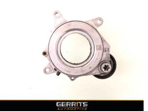 Used Belt tensioner multi Mercedes A (177.0) 1.3 A-160 Turbo 16V Price € 54,98 Margin scheme offered by Gerrits Automotive