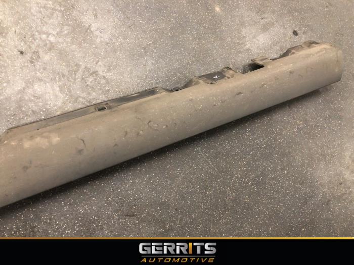 Side skirt, right from a Mercedes-Benz A (177.0) 1.3 A-160 Turbo 16V 2021