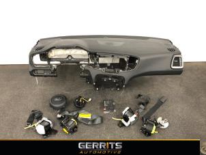 Używane Zestaw + Modul poduszki powietrznej Kia Ceed Sportswagon (CDF) 1.0i T-GDi 12V Cena € 1.750,00 Procedura marży oferowane przez Gerrits Automotive