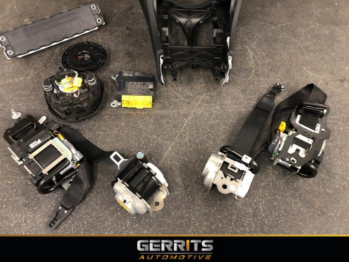Airbag Set+Modul van een Mercedes-Benz C (C205) C-300 2.0 Turbo 16V 2016