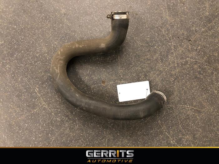 Gebrauchte Intercooler Schlauch Peugeot 308 (L3/L8/LB/LH/LP) 1.6 16V THP Preis € 49,99 Margenregelung angeboten von Gerrits Automotive BV
