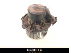 Usados Motor de ventilador de calefactor Volkswagen Crafter 2.5 TDI 30/32/35/46/50 Precio € 43,98 Norma de margen ofrecido por Gerrits Automotive