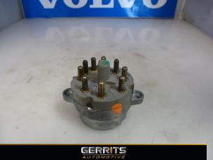 Used Ignition switch contact block Volvo V70 (GW/LW/LZ) 2.5 T Turbo 20V Price € 21,98 Margin scheme offered by Gerrits Automotive