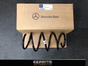 Used Front spring screw Mercedes B (W246,242) 2.2 B-220 CDI BlueEFFICIENCY 16V Price € 54,98 Margin scheme offered by Gerrits Automotive