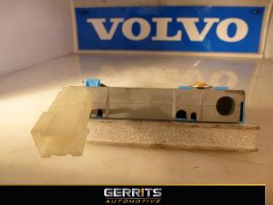 Usados Amplificador de antena Volvo C70 (NK) Precio € 21,98 Norma de margen ofrecido por Gerrits Automotive