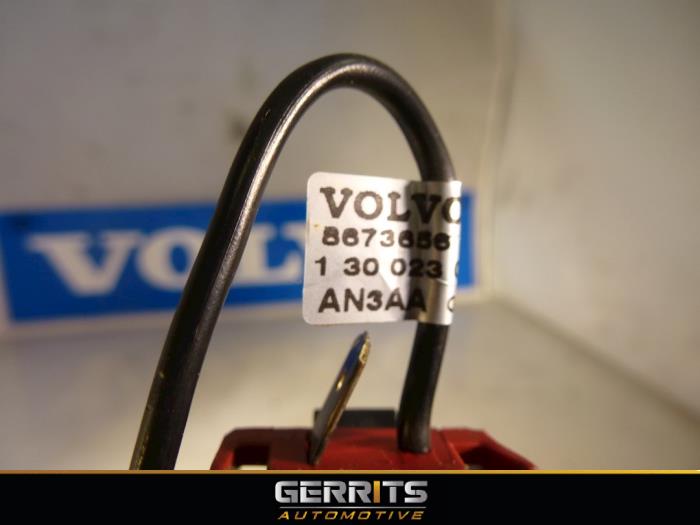 Antenna Amplifier from a Volvo V50 (MW)  2008