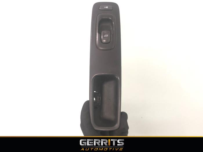Usados Interruptor de ventanilla eléctrica Volvo S80 (TR/TS) 2.4 20V 140 Kat. Precio € 21,98 Norma de margen ofrecido por Gerrits Automotive BV