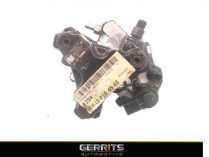 Używane Mechaniczna pompa paliwa Mercedes GLK (204.7/9) 3.0 350 CDI 24V BlueEfficiency 4-Matic Cena € 274,98 Procedura marży oferowane przez Gerrits Automotive