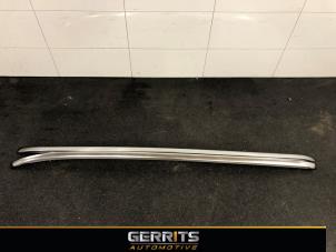 Used Roof rail kit Toyota Auris Touring Sports (E18) 1.8 16V Hybrid Price € 109,98 Margin scheme offered by Gerrits Automotive