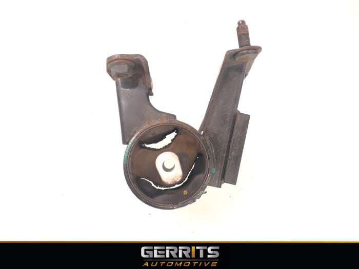 Usagé Support boîte de vitesses Toyota Auris Touring Sports (E18) 1.8 16V Hybrid Prix € 32,98 Règlement à la marge proposé par Gerrits Automotive BV