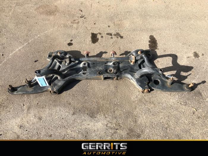 Usados Subchasis Mitsubishi Colt (Z2/Z3) 1.3 16V Precio € 98,98 Norma de margen ofrecido por Gerrits Automotive BV