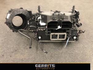 Usados Cuerpo de calefactor Porsche Panamera (971G) 4.0 V8 4S Diesel Precio € 604,99 IVA incluido ofrecido por Gerrits Automotive
