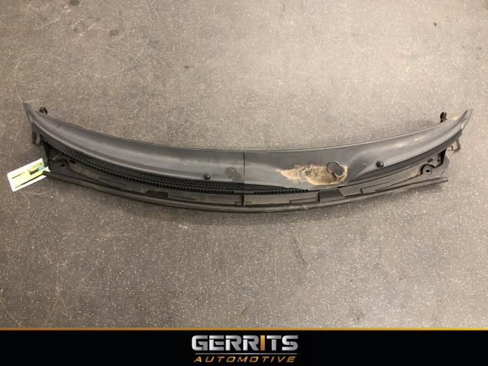 Begagnade Torpedgaller Peugeot 107 1.0 12V Pris € 19,99 Marginaltabell erbjuds av Gerrits Automotive BV
