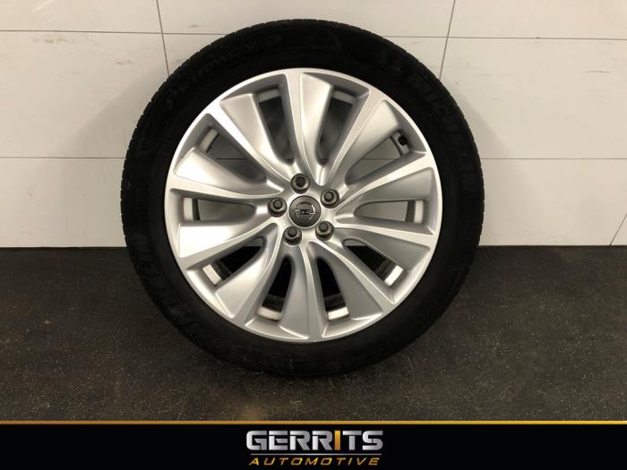 Wheel + tyre Opel Grandland 1.2 Turbo 12V - YP00064580 Alloy GM