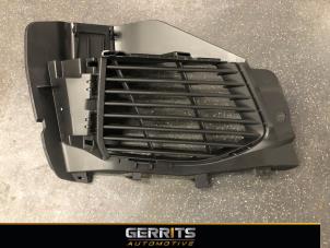 New Grille Peugeot 5008 II (M4/MC/MJ/MR) 1.2 12V e-THP PureTech 130 Price € 66,53 Inclusive VAT offered by Gerrits Automotive