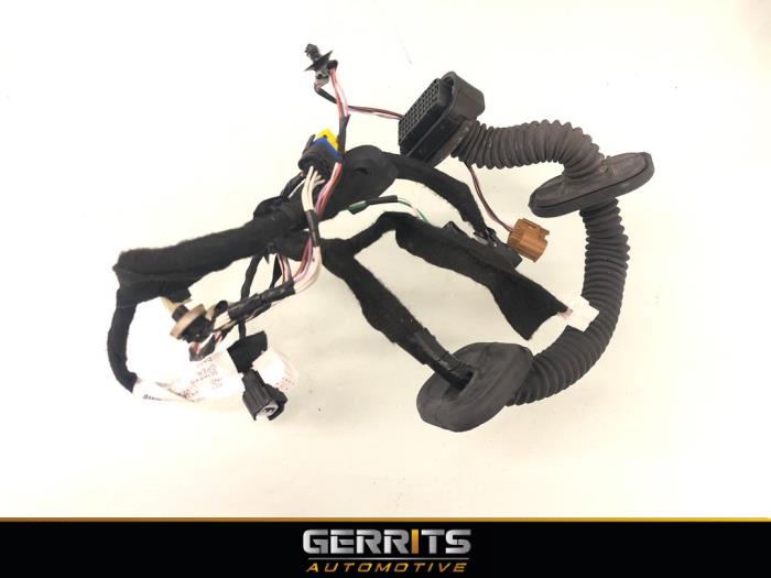 Wiring harness from a Renault Captur (2R) 0.9 Energy TCE 12V 2017