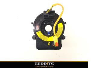 Usados Muelle de reloj airbag Hyundai i30 (GDHB5) 1.6 CRDi 16V VGT Precio € 82,48 Norma de margen ofrecido por Gerrits Automotive