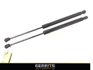 Used Set of tailgate gas struts Audi Q5 (8RB) 2.0 TFSI 16V Quattro Price € 38,48 Margin scheme offered by Gerrits Automotive