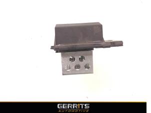 Used Cooling fan resistor Renault Clio V (RJAB) 1.0 TCe 100 12V Price € 32,98 Margin scheme offered by Gerrits Automotive
