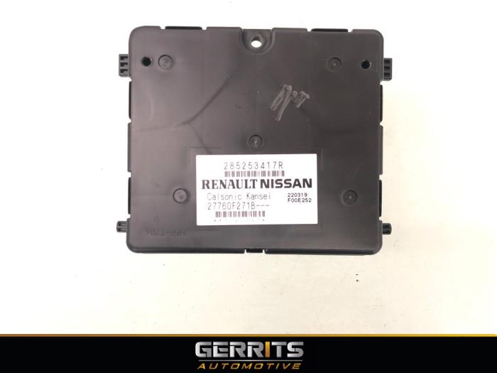 Używane Modul climatronic Renault Clio V (RJAB) 1.0 TCe 100 12V Cena € 87,98 Procedura marży oferowane przez Gerrits Automotive BV