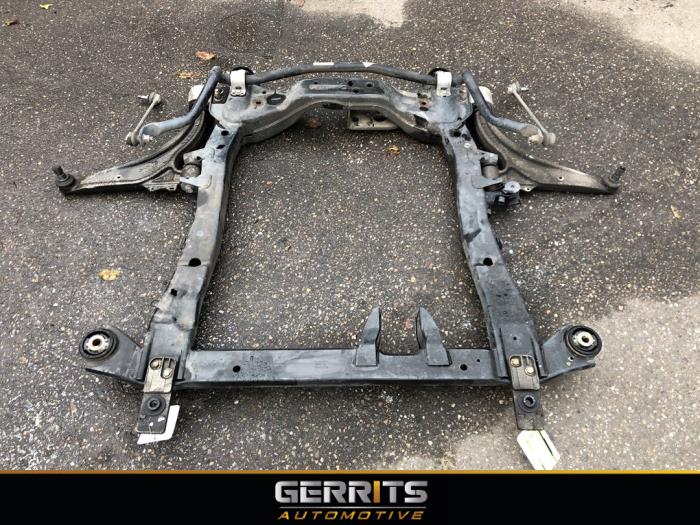 Usados Subchasis Opel Astra J (PC6/PD6/PE6/PF6) 1.4 Turbo 16V Precio € 149,99 Norma de margen ofrecido por Gerrits Automotive BV