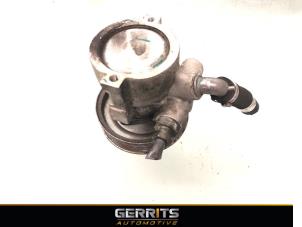 Used Power steering pump Opel Combo 1.3 CDTI 16V Price € 90,74 Inclusive VAT offered by Gerrits Automotive