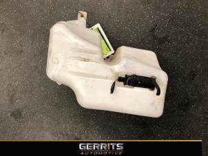 Używane Zbiornik spryskiwacza przód Opel Combo 1.3 CDTI 16V Cena € 26,60 Z VAT oferowane przez Gerrits Automotive