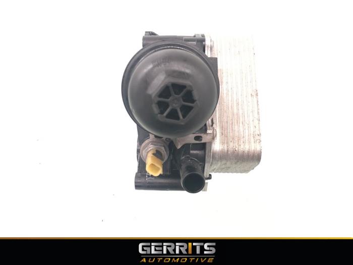 Oil filter housing from a Renault Megane IV Estate (RFBK) 1.6 Energy dCi 130 2017