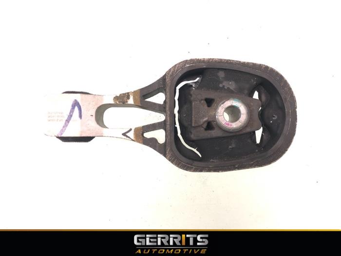 Used Engine mount Peugeot 2008 (UD/UK/UR/US/UX) 1.2 VTi 12V PureTech 130 Price € 24,99 Margin scheme offered by Gerrits Automotive BV