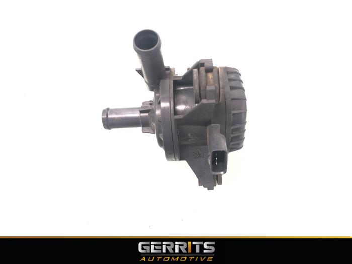 Begagnade Extra vattenpump Toyota Auris Touring Sports (E18) 1.8 16V Hybrid Pris € 38,48 Marginaltabell erbjuds av Gerrits Automotive BV