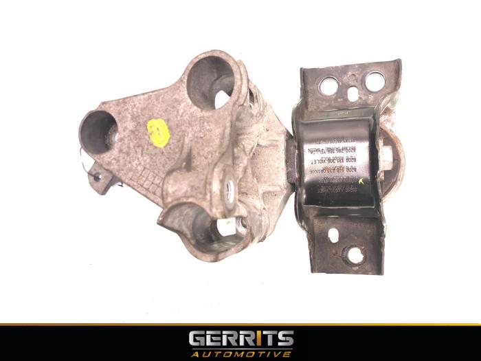 Used Engine mount Nissan NV 200 (M20M) 1.5 dCi 90 Price € 33,25 Inclusive VAT offered by Gerrits Automotive BV