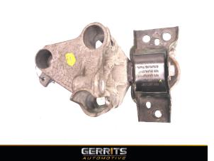 Used Engine mount Nissan NV 200 (M20M) 1.5 dCi 90 Price € 33,25 Inclusive VAT offered by Gerrits Automotive