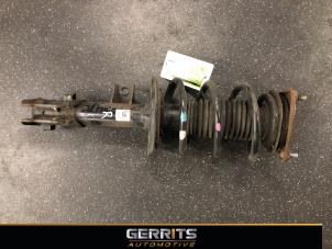 Used Front shock absorber rod, right Kia Cee'd Sportswagon (JDC5) 1.6 GDI 16V Price € 109,98 Margin scheme offered by Gerrits Automotive
