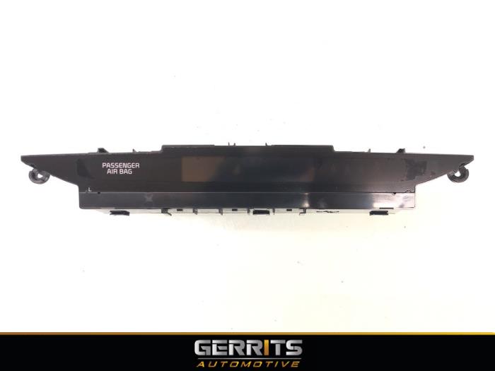 Begagnade Innerdisplay Kia Cee'd Sportswagon (JDC5) 1.6 GDI 16V Pris € 43,98 Marginaltabell erbjuds av Gerrits Automotive BV