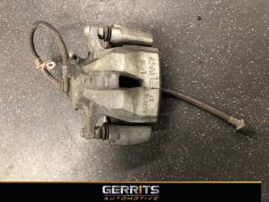 Used Front brake calliper, left Toyota Auris Touring Sports (E18) 1.8 16V Hybrid Price € 38,48 Margin scheme offered by Gerrits Automotive