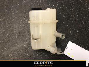 Used Expansion vessel Toyota Auris Touring Sports (E18) 1.8 16V Hybrid Price € 21,98 Margin scheme offered by Gerrits Automotive